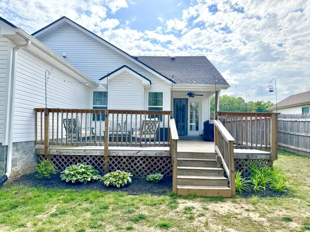 1457 Fredrick Drive Clarksville TN 37042