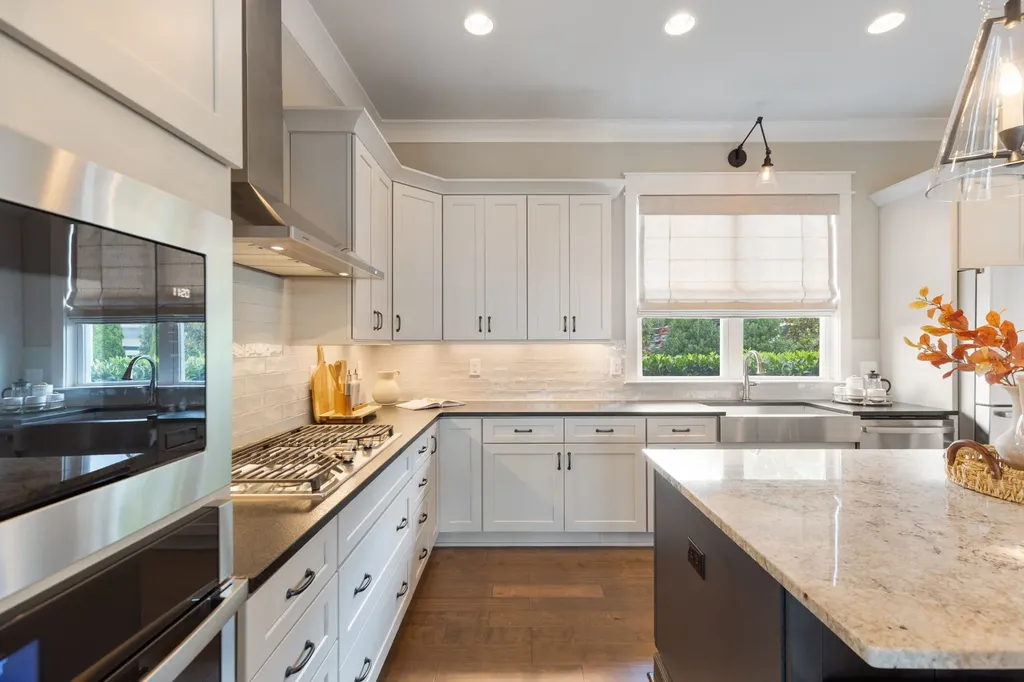 998 Spruce Ridge Lane Spring Hill TN 37174
