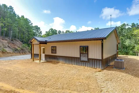 225 Piney Creek Road Hohenwald TN 38462