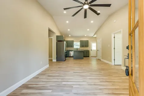 225 Piney Creek Road Hohenwald TN 38462
