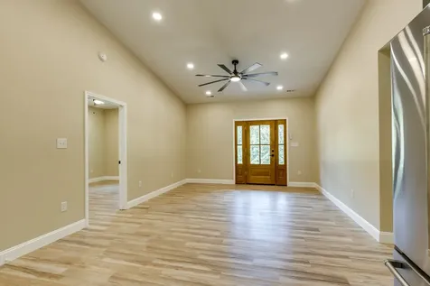 225 Piney Creek Road Hohenwald TN 38462