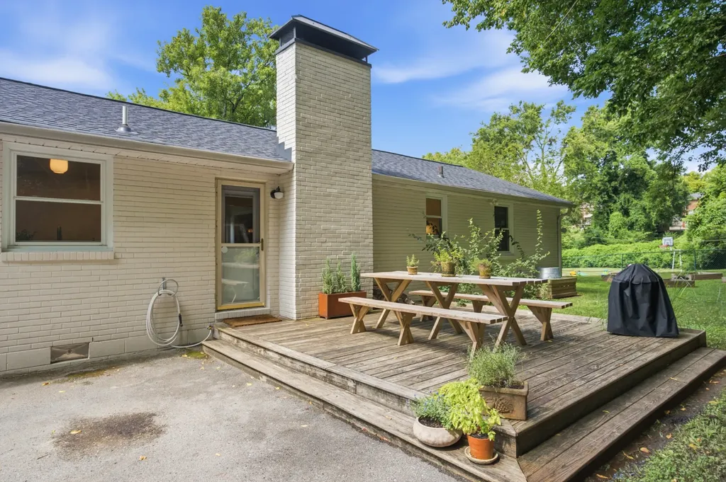 204 Overcrest Court Nashville TN 37211