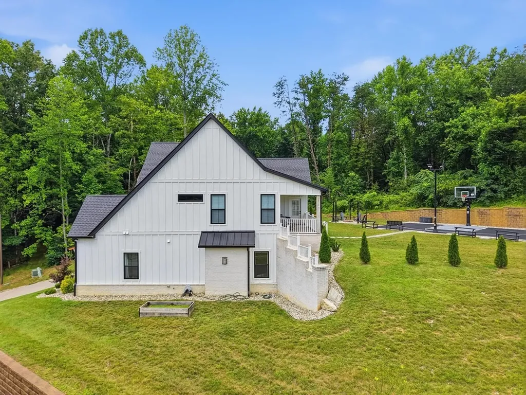 629 Longstreet Drive Cookeville TN 38506