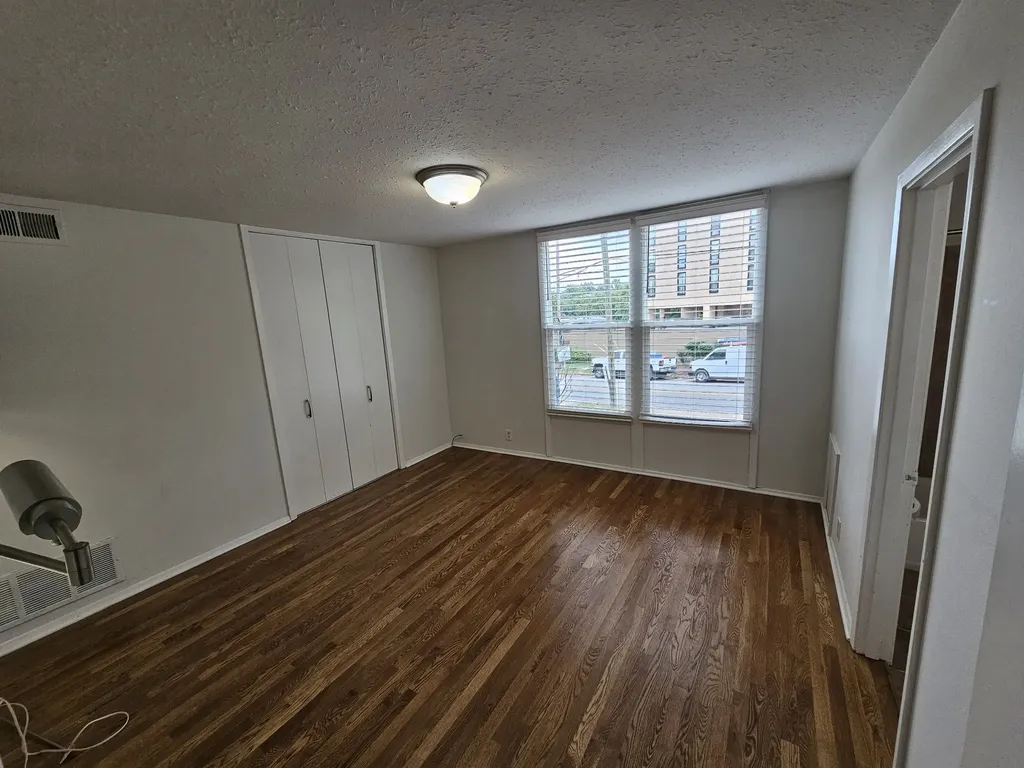 3831 West End Avenue Nashville TN 37205