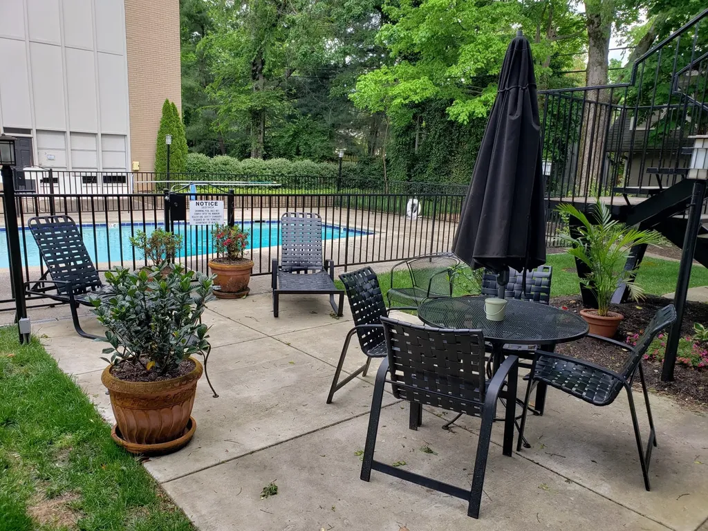 3831 West End Avenue Nashville TN 37205