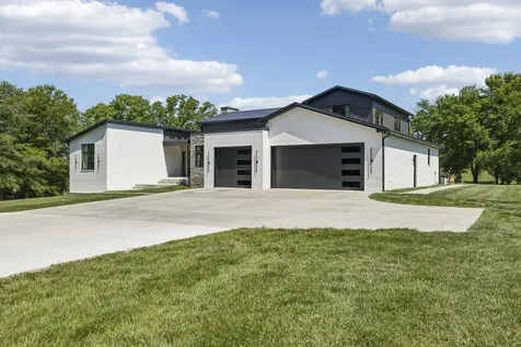 653 Hicks Edgen Road Pleasant View TN 37146