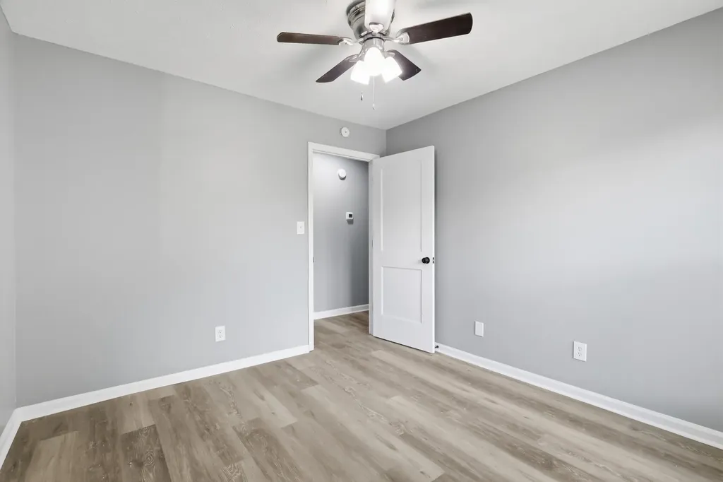 536 New Castle Lane Hermitage TN 37076