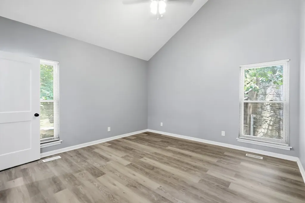 536 New Castle Lane Hermitage TN 37076