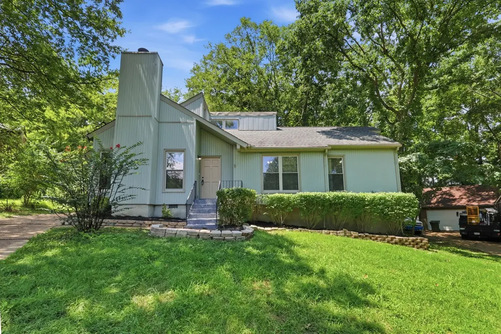 536 New Castle Lane Hermitage TN 37076