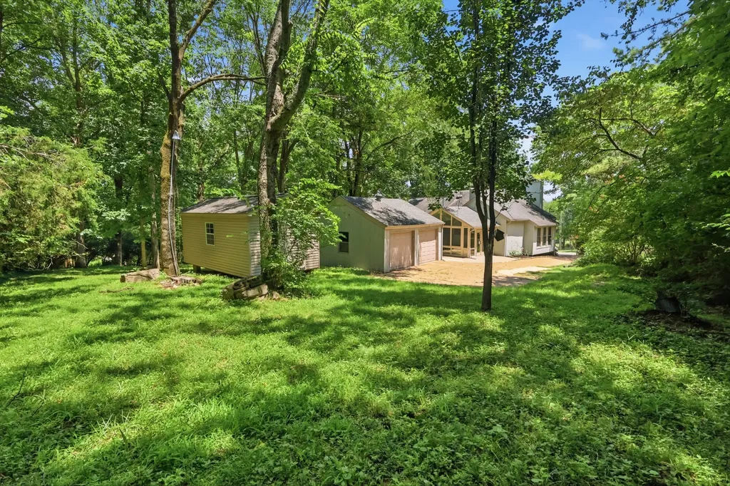 536 New Castle Lane Hermitage TN 37076