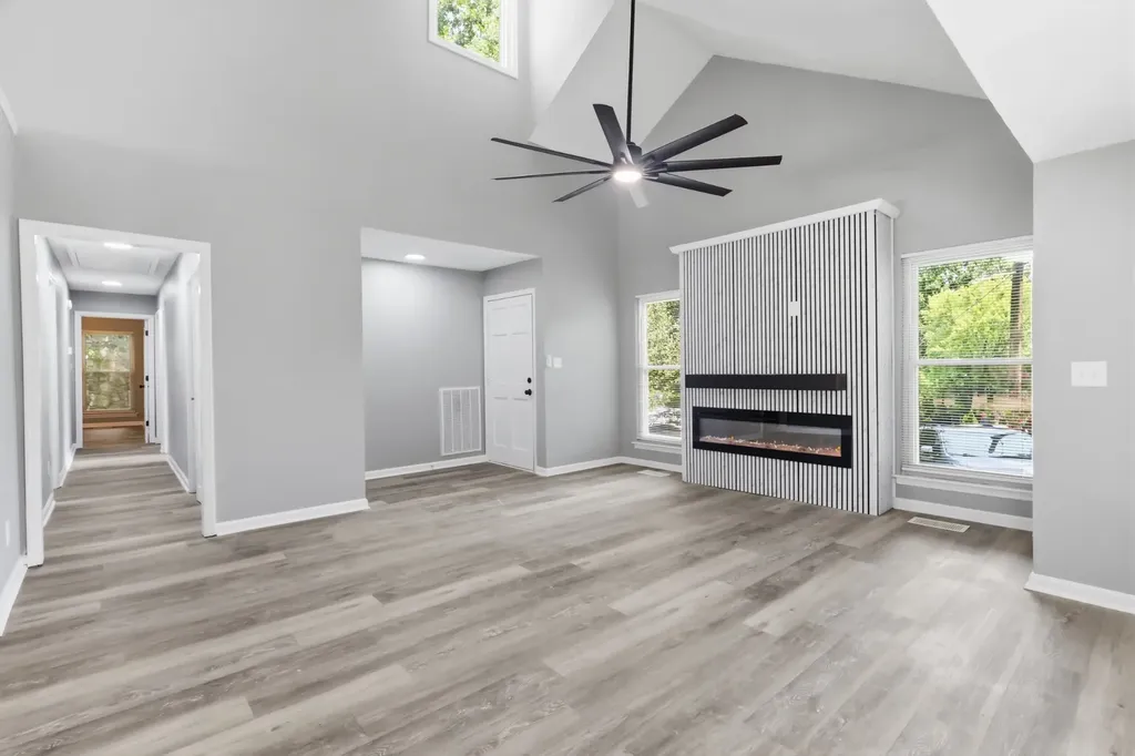 536 New Castle Lane Hermitage TN 37076