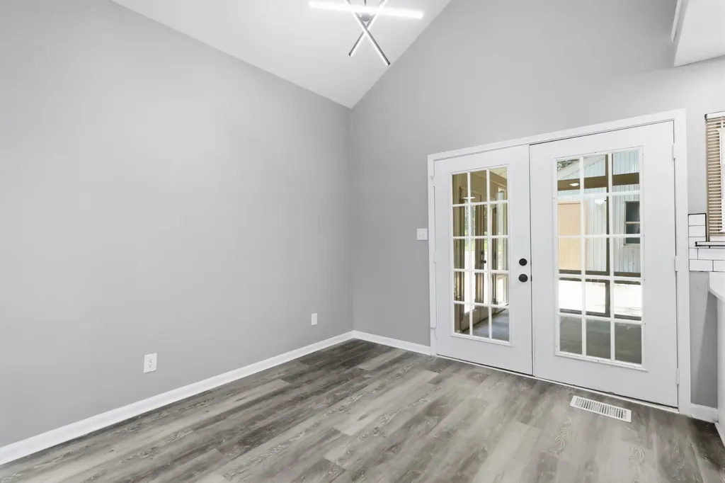 536 New Castle Lane Hermitage TN 37076