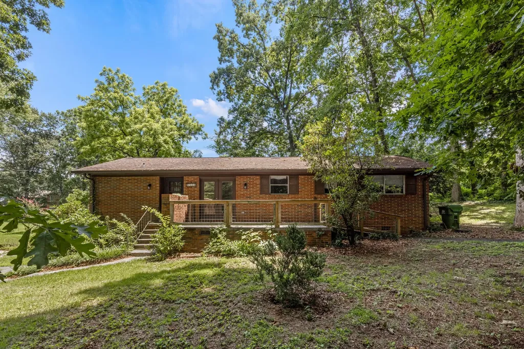 1534 Mcilvaine Drive Maryville TN 37803