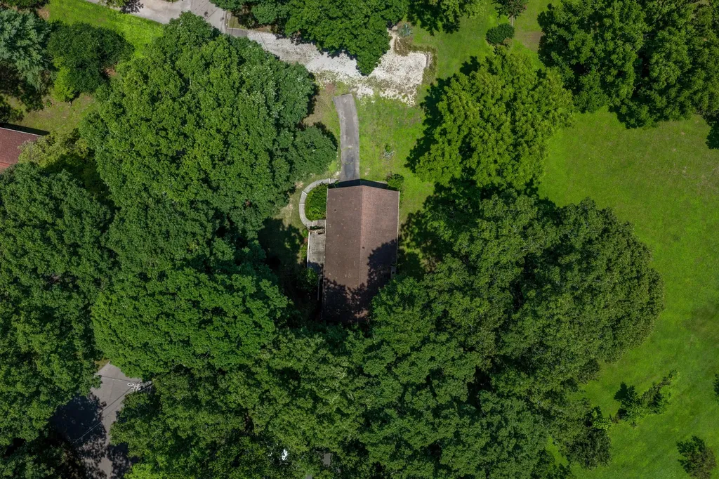1534 Mcilvaine Drive Maryville TN 37803