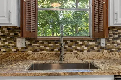 1534 Mcilvaine Drive Maryville TN 37803
