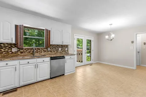 1534 Mcilvaine Drive Maryville TN 37803