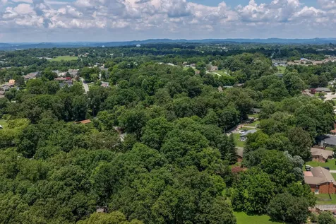 1534 Mcilvaine Drive Maryville TN 37803
