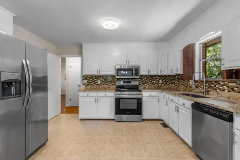 1534 Mcilvaine Drive Maryville TN 37803