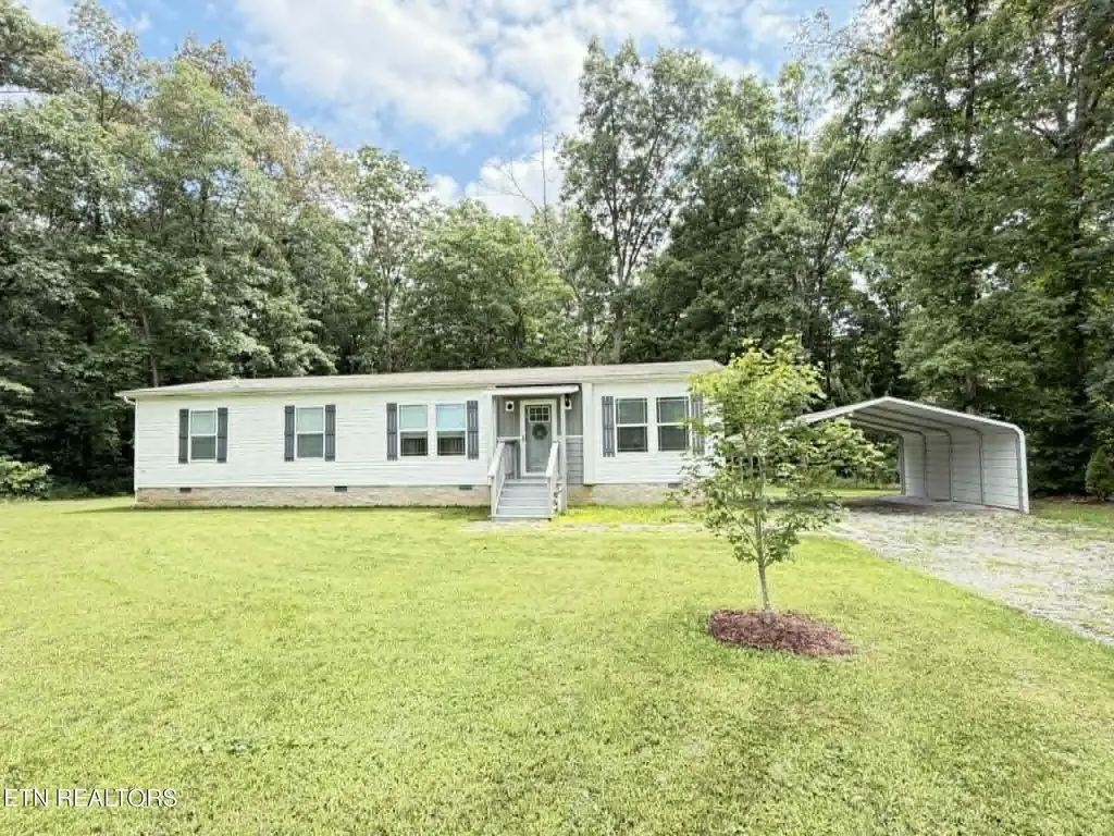 381 Dixon Road Crossville TN 38571
