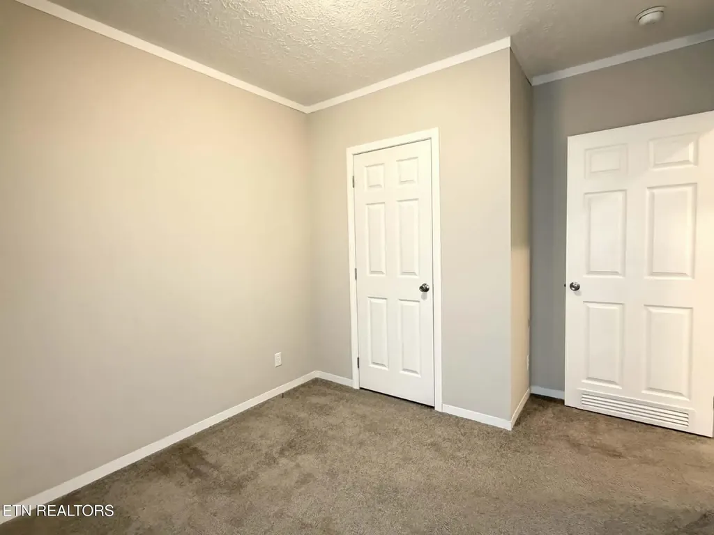 381 Dixon Road Crossville TN 38571