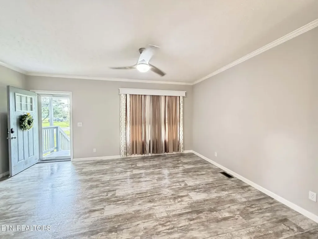 381 Dixon Road Crossville TN 38571