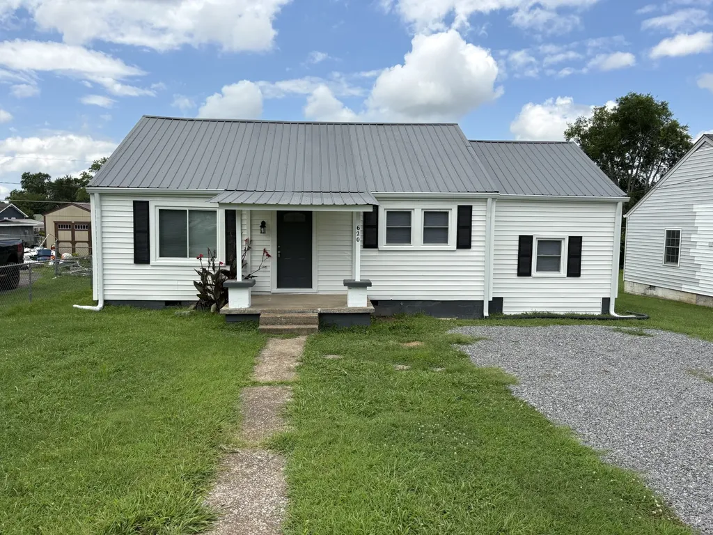 620 Spencer Avenue Gallatin TN 37066