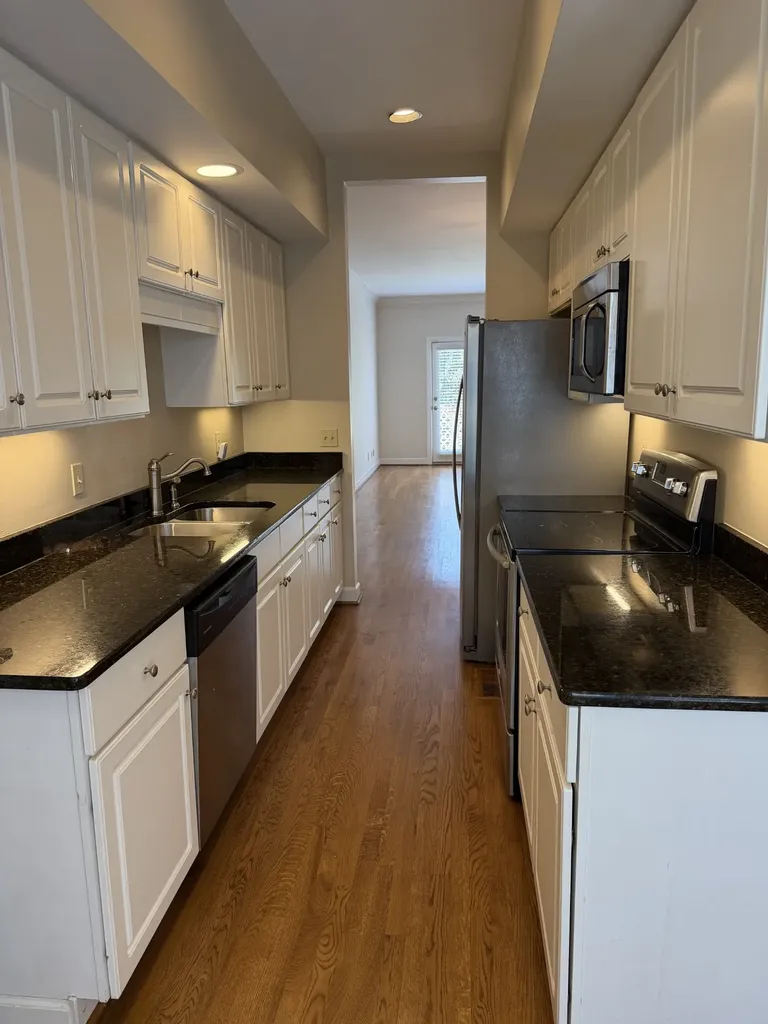354 Ardsley Place Nashville TN 37215