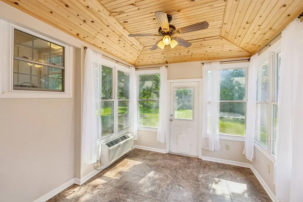 4304 Brackenwood Drive Old Hickory TN 37138