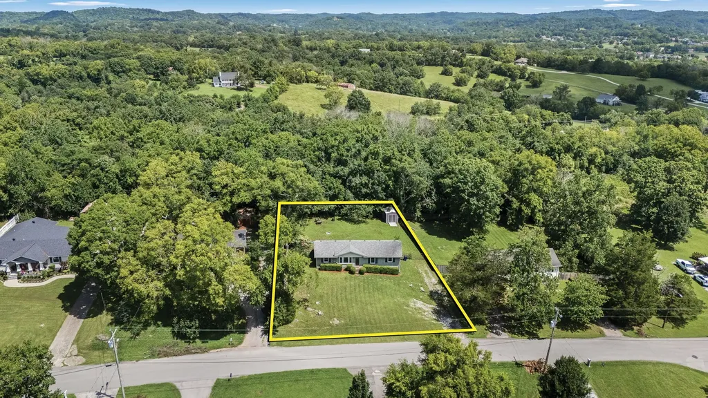 710 Elba Drive Goodlettsville TN 37072