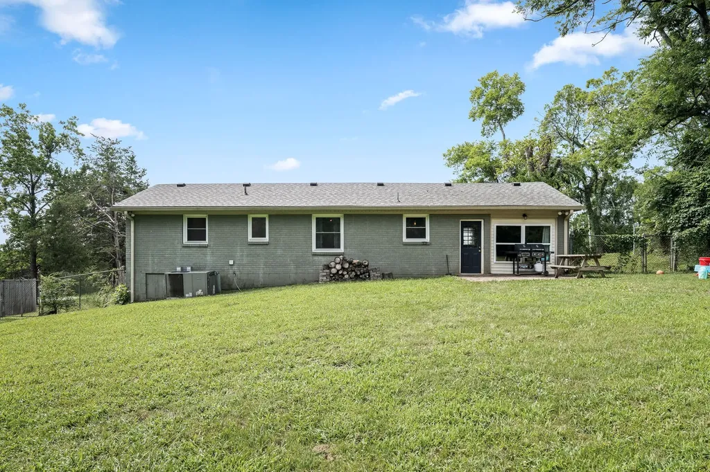 710 Elba Drive Goodlettsville TN 37072