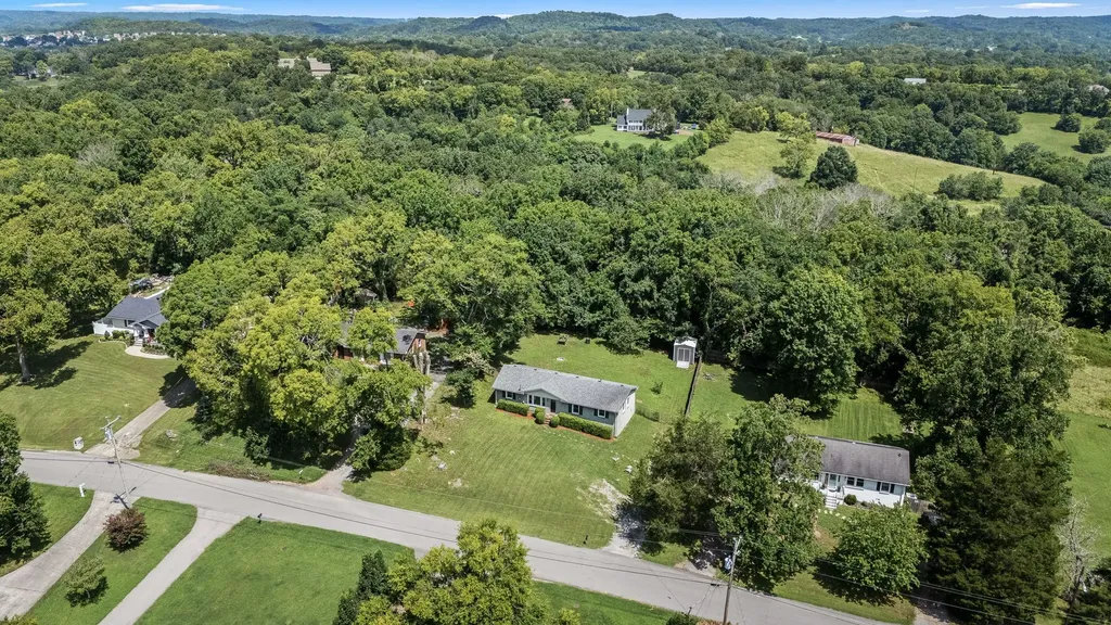 710 Elba Drive Goodlettsville TN 37072