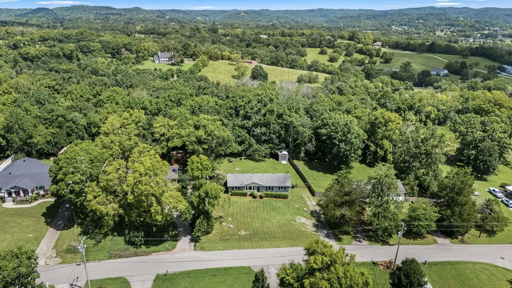 710 Elba Drive Goodlettsville TN 37072