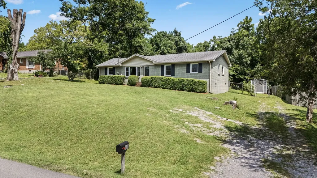 710 Elba Drive Goodlettsville TN 37072