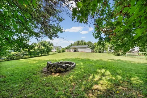 250 Hugh Hunter Road Oak Grove KY 42262