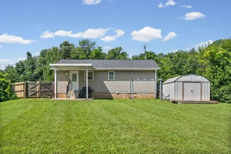 250 Hugh Hunter Road Oak Grove KY 42262