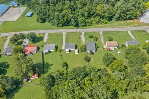 250 Hugh Hunter Road Oak Grove KY 42262