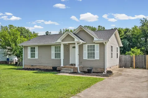 250 Hugh Hunter Road Oak Grove KY 42262