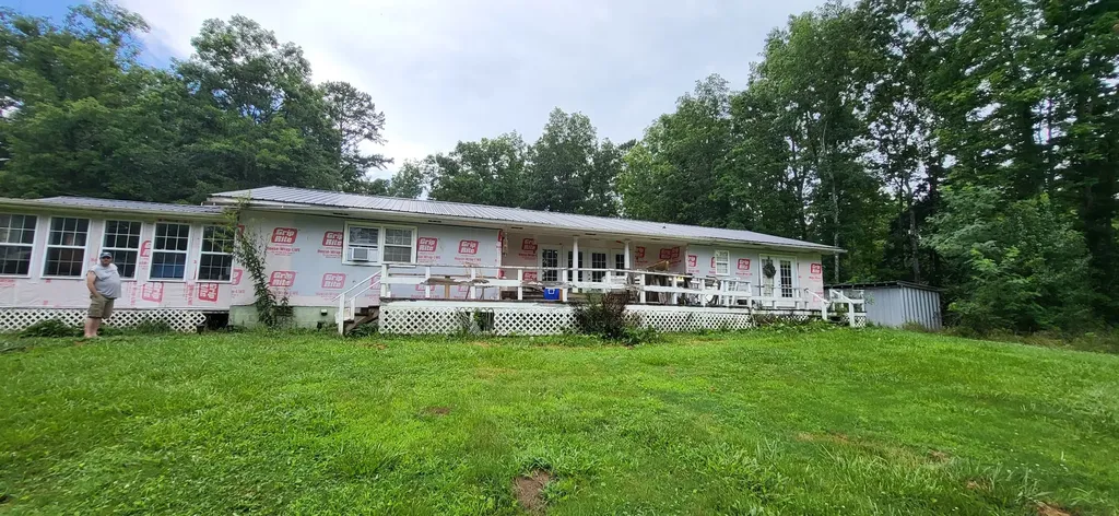149 Hemlock Drive Coalmont TN 37313