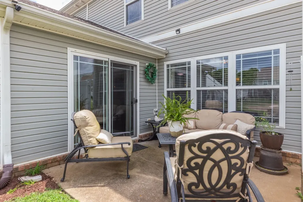 1055 Somerset Springs Drive Spring Hill TN 37174