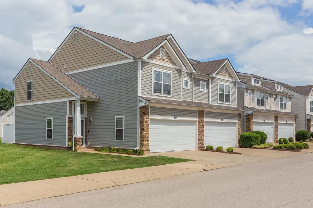 1055 Somerset Springs Drive Spring Hill TN 37174