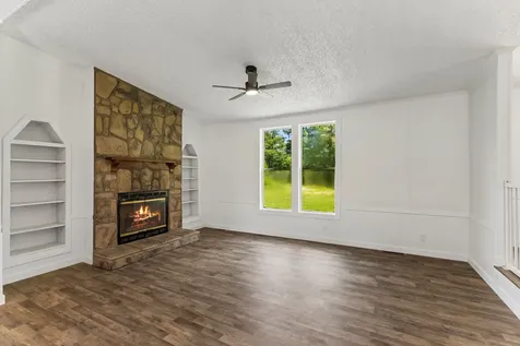 286 Henderson Road Hohenwald TN 38462