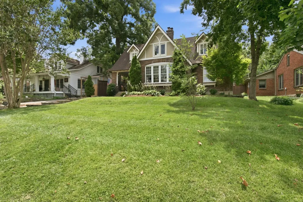 2519 Fairfax Avenue Nashville TN 37212