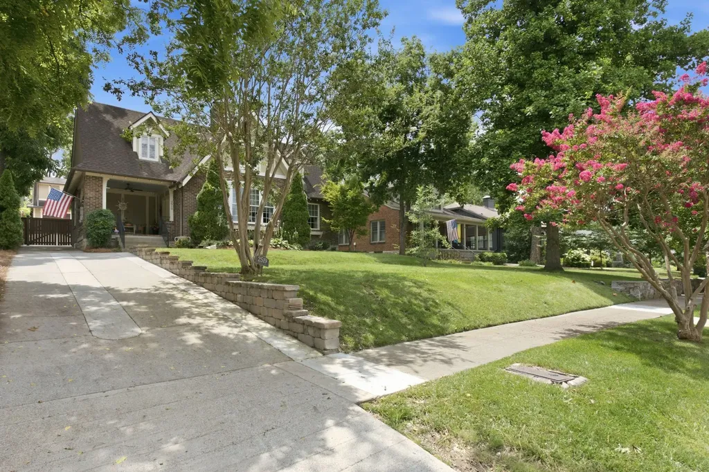 2519 Fairfax Avenue Nashville TN 37212