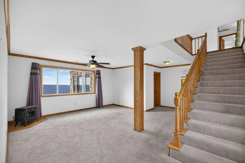 1981 Porch Rock Road Pikeville TN 37367