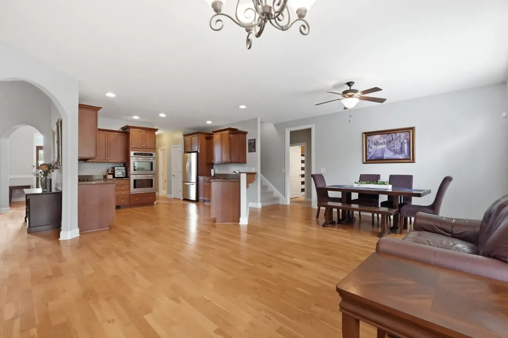 121 Saranac Trail Hendersonville TN 37075