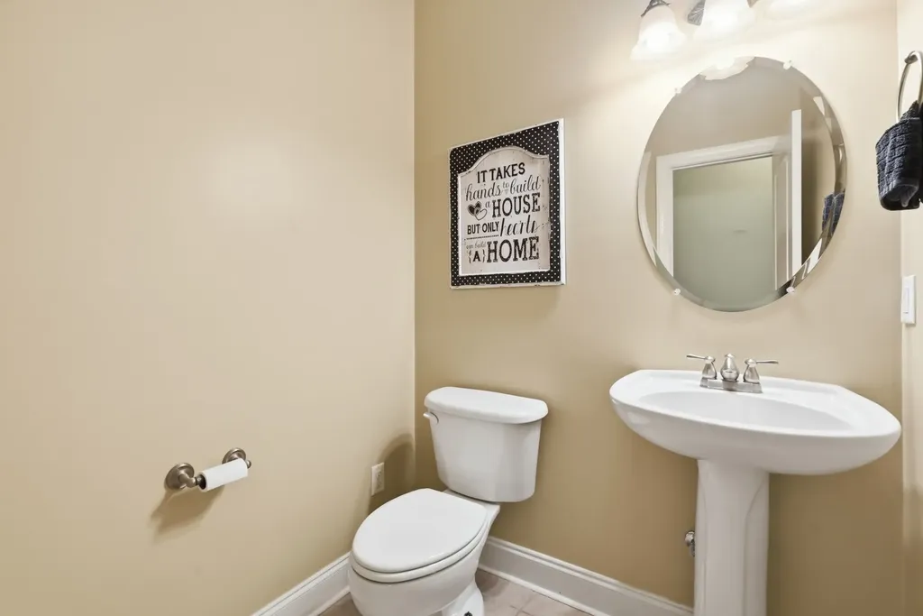 121 Saranac Trail Hendersonville TN 37075