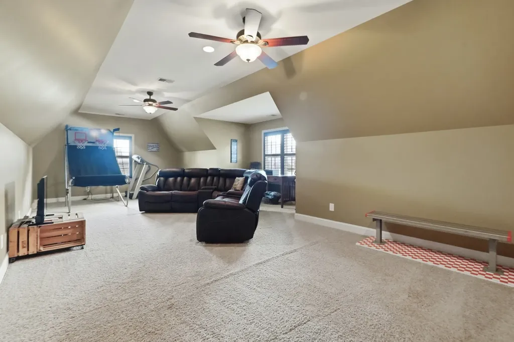 121 Saranac Trail Hendersonville TN 37075