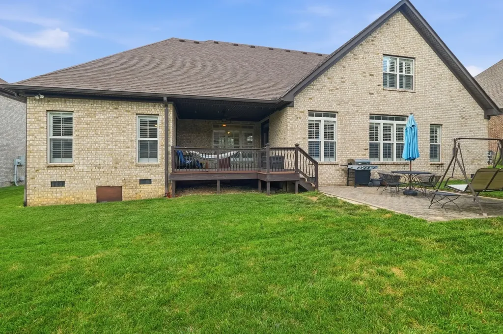 121 Saranac Trail Hendersonville TN 37075