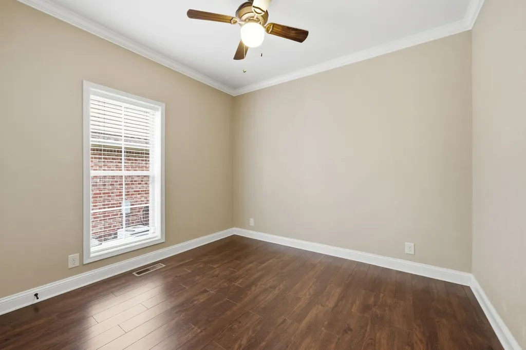 341 Turnberry Circle Clarksville TN 37043