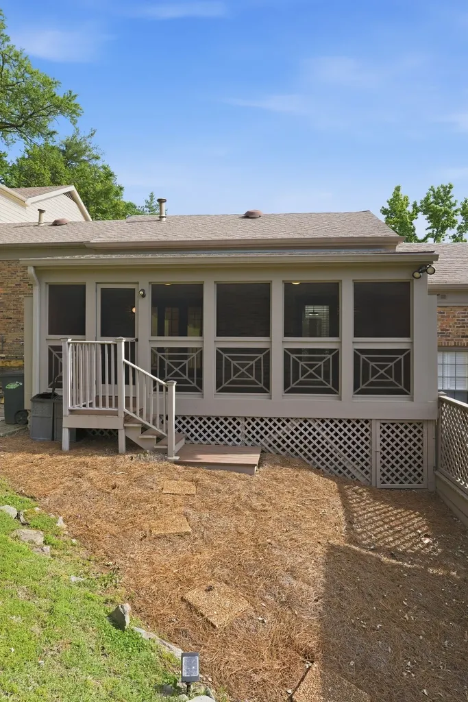 534 Armistead Place Nashville TN 37215
